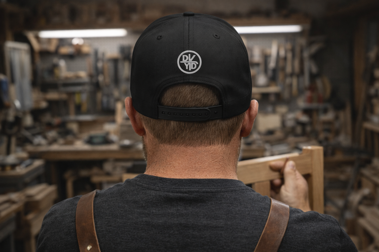 Embroidered 'Dad' Script Snapback Hat – Classic Black Baseball Cap